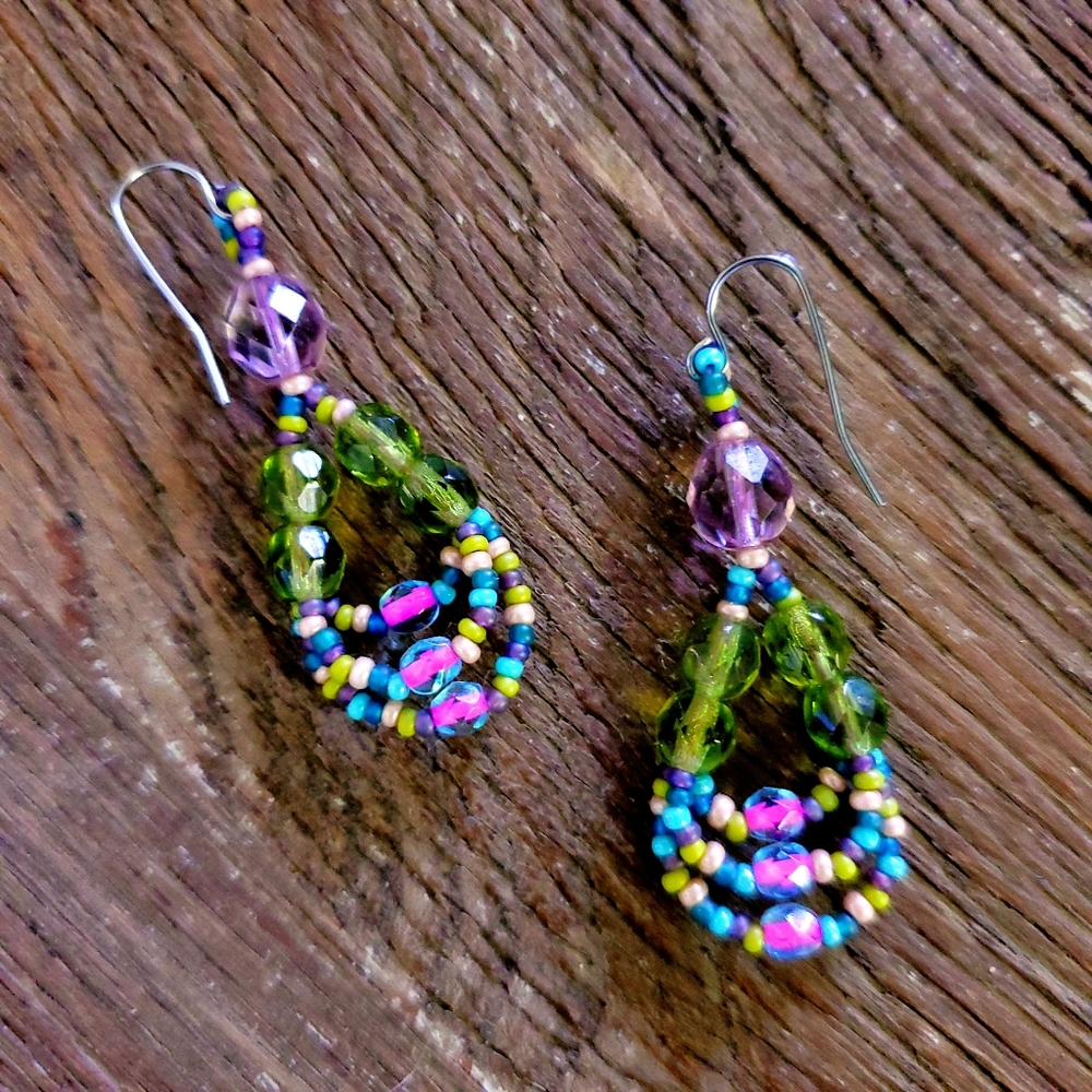 Adelia Peruvian beaded earings - Picture 6 of 6